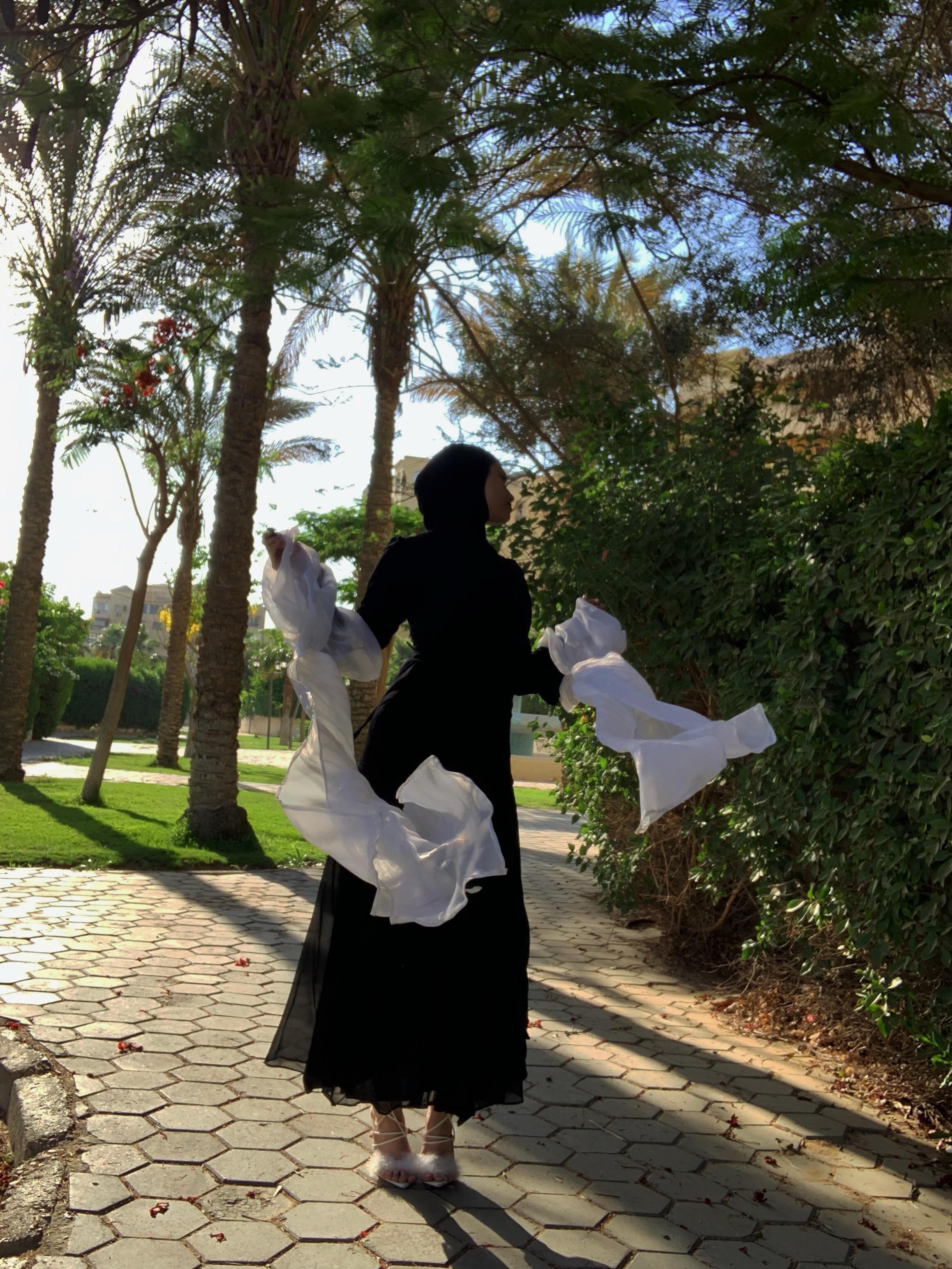 Puffy sleeves